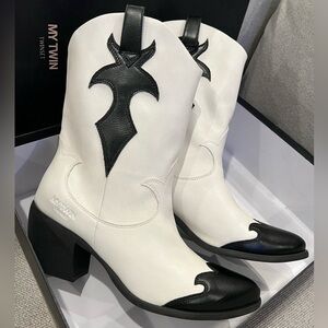 NEW Twinset Genuine Leather white and black Cowboy Boots